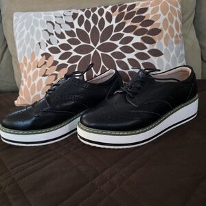 Dadawen Black Leather Shoes